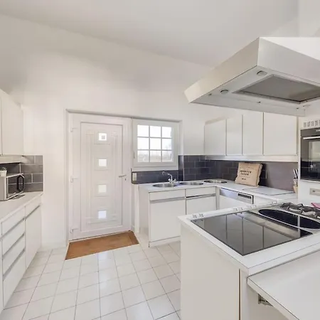 Charmante Maison De 240 M2 Avec Batisse Supplementaire Independante فيلة *