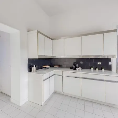 Charmante Maison De 240 M2 Avec Batisse Supplementaire Independante